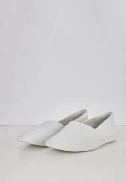 ECCO Simpil - Instappers - White -Schoenen Verkoop 20b1225a1b514550a5c350d1ae4e0e1a
