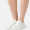 ECCO Street Lite- Sneakers Laag - White/Shadow White -Schoenen Verkoop 2aa603b8438441cb882d0f324e3ab3ba