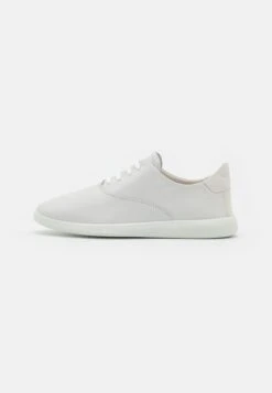 ECCO MinimalistW - Sneakers Laag - White/Shadow White -Schoenen Verkoop 41bbaa78faa149e5bfd0e0f5f436a8a4