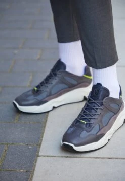 ECCO Chunky Sneaker - Sneakers Laag - Magnet/Magnet/Gravity/Night Sky -Schoenen Verkoop 7511210c0c354064a25be06ed920cf59