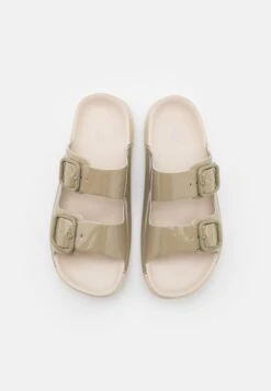 ECCO 2Nd Cozmo Flat - Muiltjes - Green 13 ECCO 2Nd Cozmo Flat - Muiltjes - Green -Schoenen Verkoop 9d3c46d6b97f469fb837903135564b1c