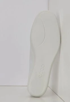 ECCO Simpil - Instappers - White -Schoenen Verkoop aec2cd06062a4eaf8f6db3b34aeca55b