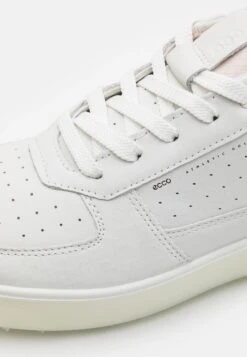 ECCO Golf Tray - Golfschoenen - White/Ice Flower/Delicacy -Schoenen Verkoop b1fb70df88c14b6c804b3c7c43f64381