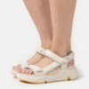 ECCO Chunky- Sandalen Met Plateauzool - Beige -Schoenen Verkoop f0399735651148c29cb72b263f52cf14